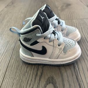 Size 2c Jordans Gentle used condition